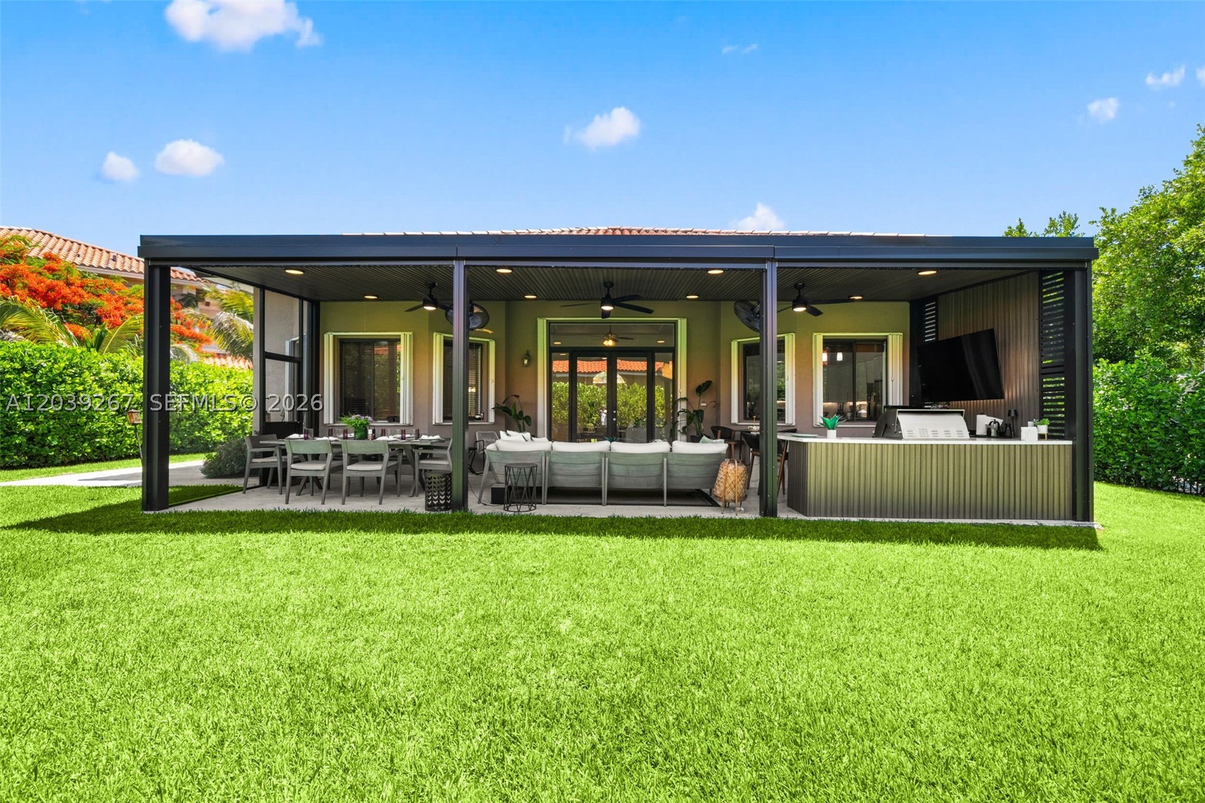 CUTLER CAY - Residential