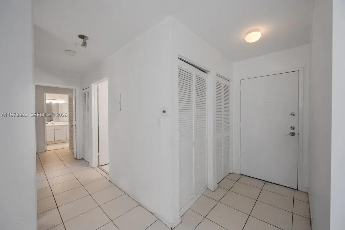 WEST BAY PLAZA CONDO - Residential