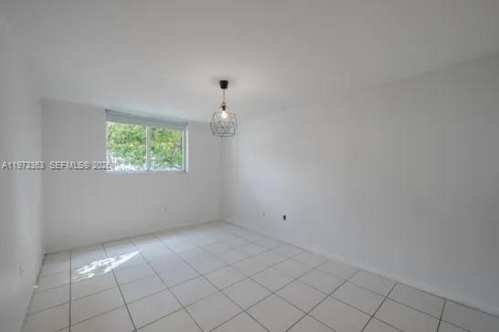 WEST BAY PLAZA CONDO - Residential
