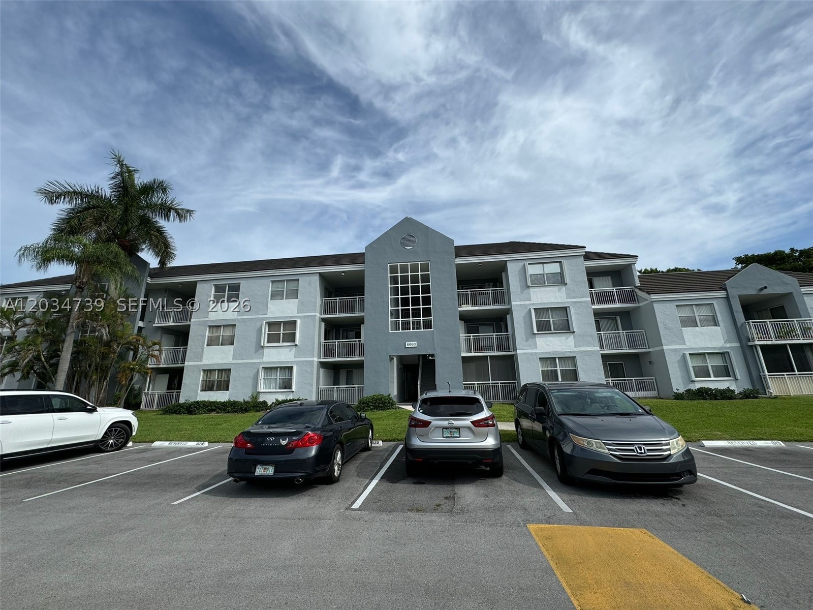 LE CLUB AT OLD CUTLER CON - Residential