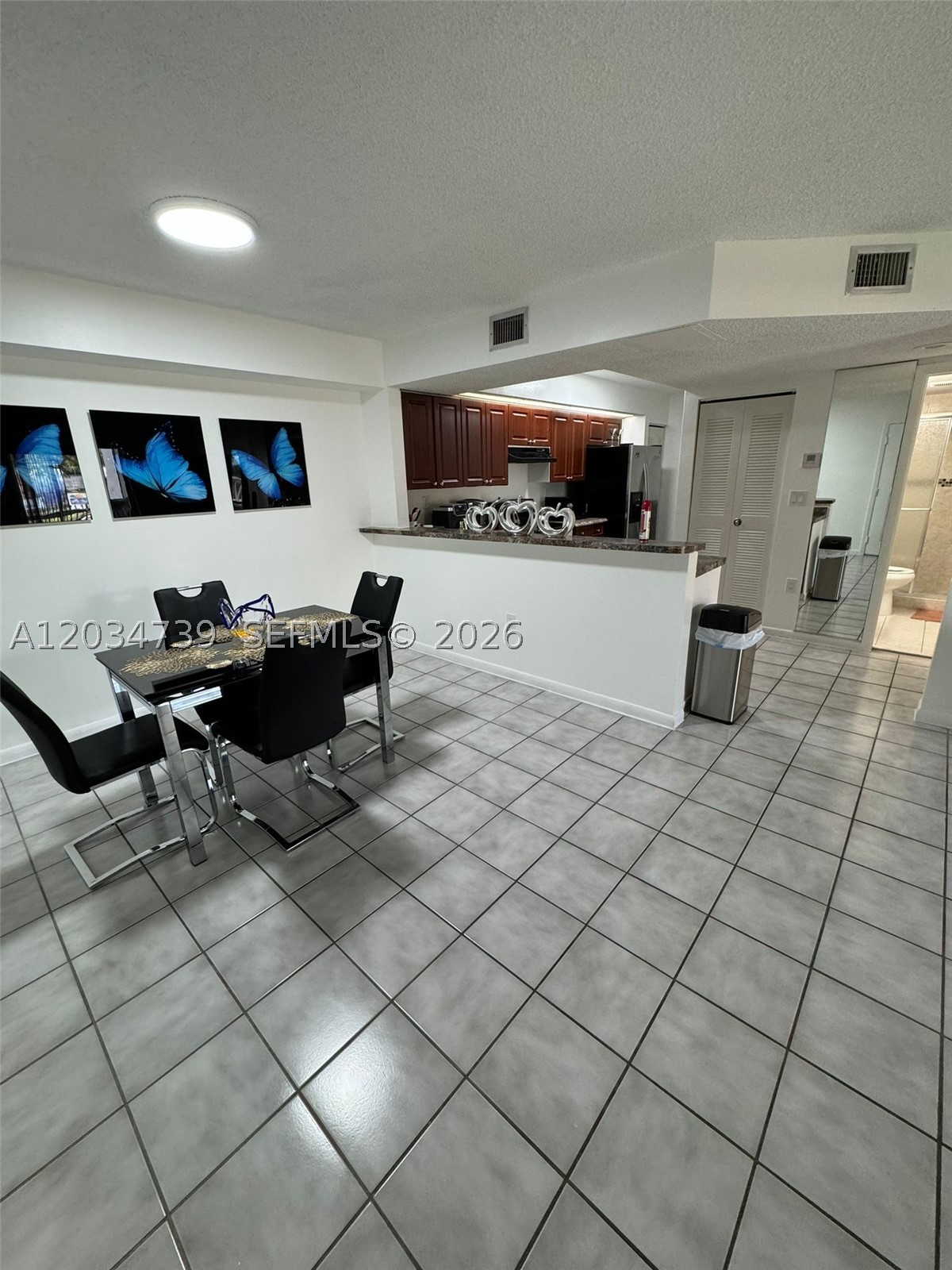 LE CLUB AT OLD CUTLER CON - Residential