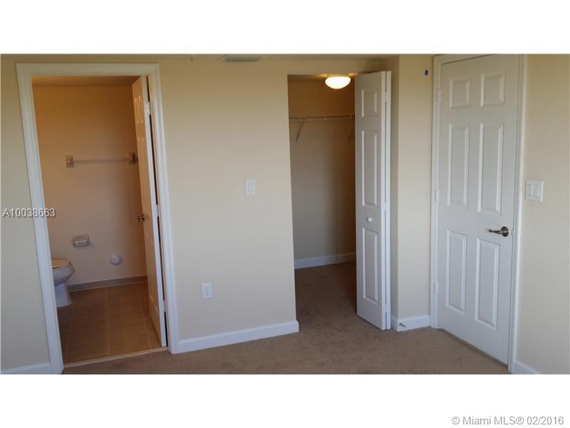 The Courts At Bayshore II - Residential Lease