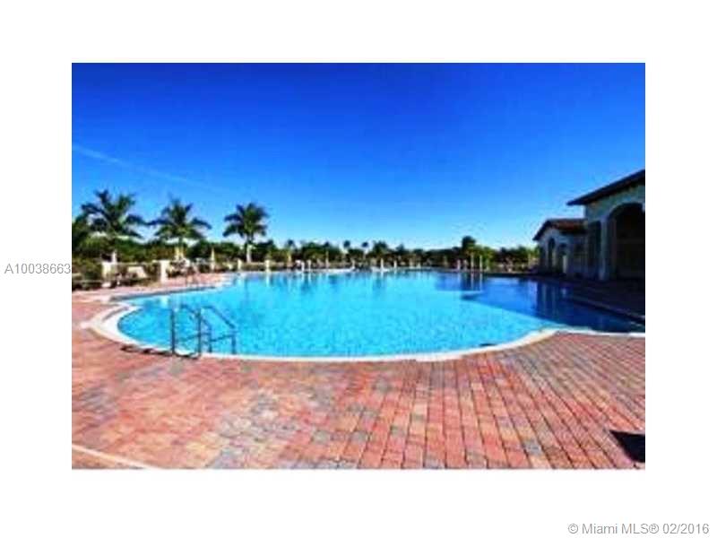 The Courts At Bayshore II - Residential Lease
