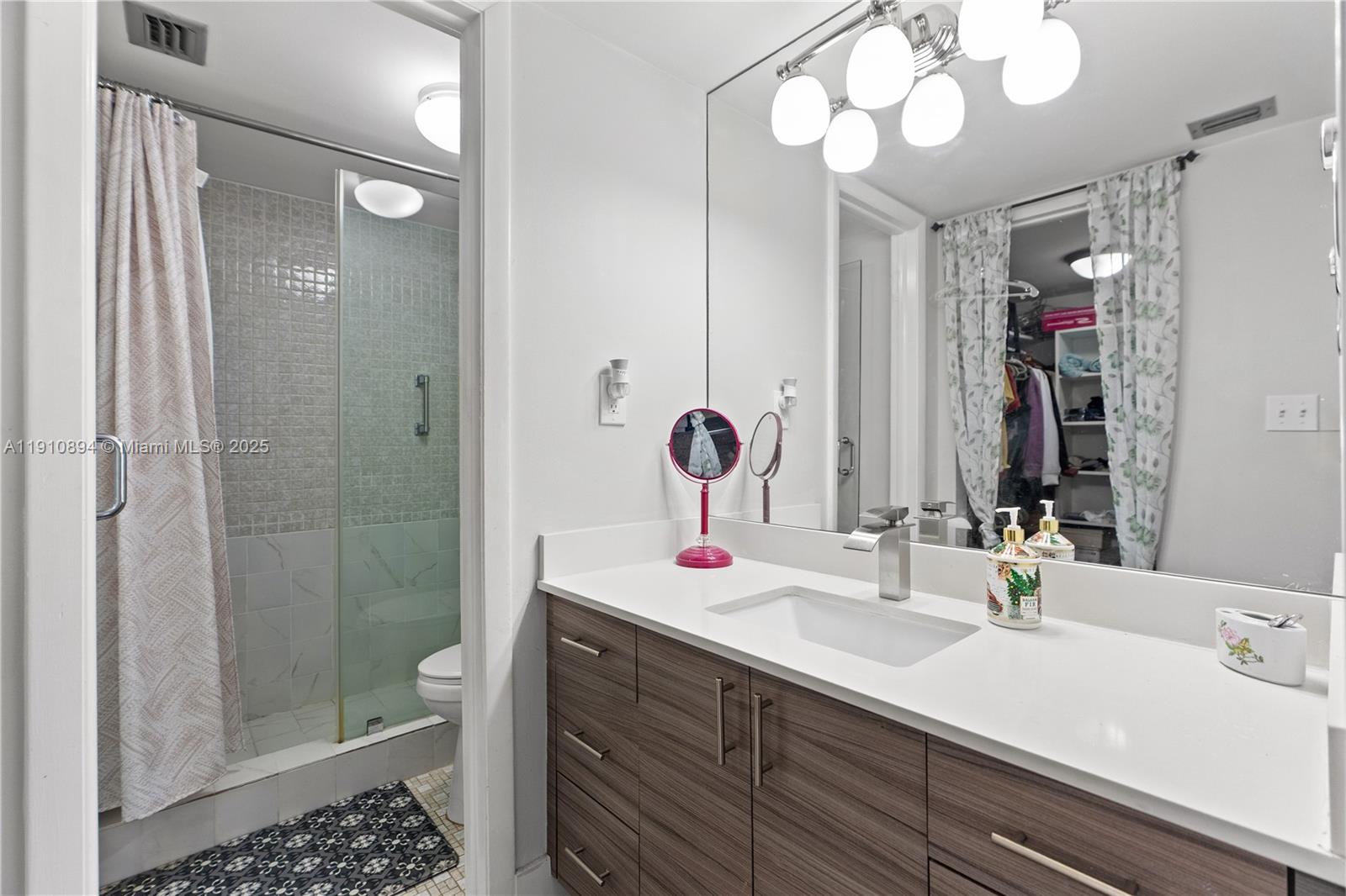 COLONY POINT 2 CONDO - Residential