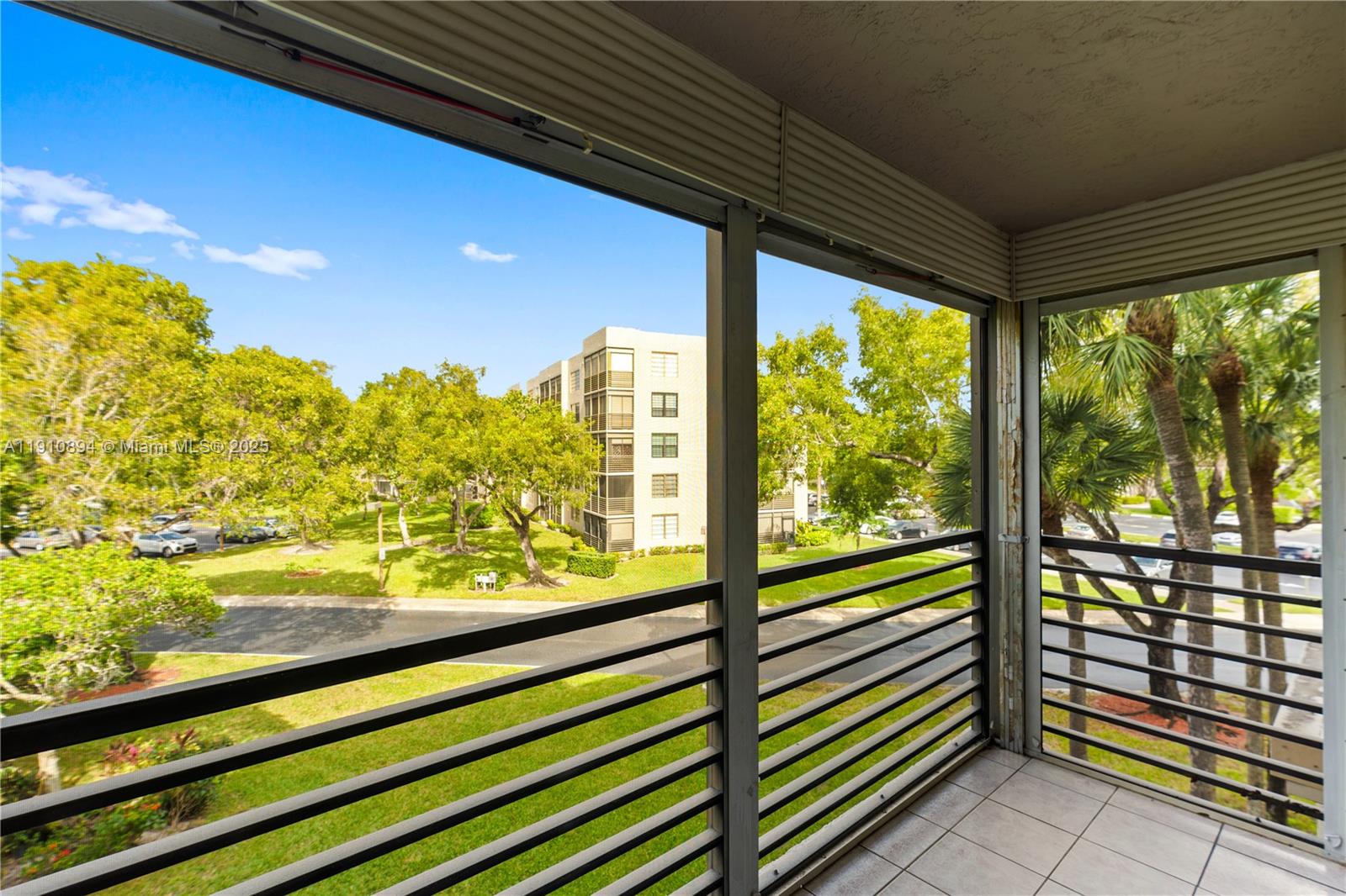 COLONY POINT 2 CONDO - Residential