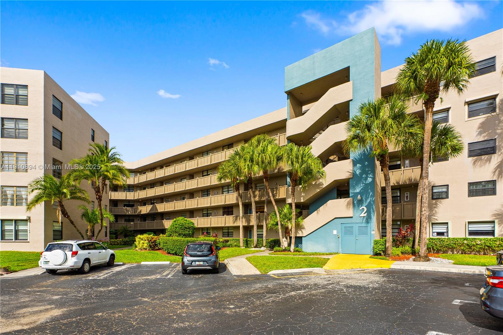 COLONY POINT 2 CONDO - Residential