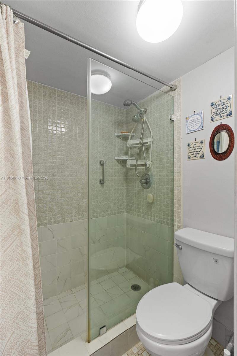 COLONY POINT 2 CONDO - Residential