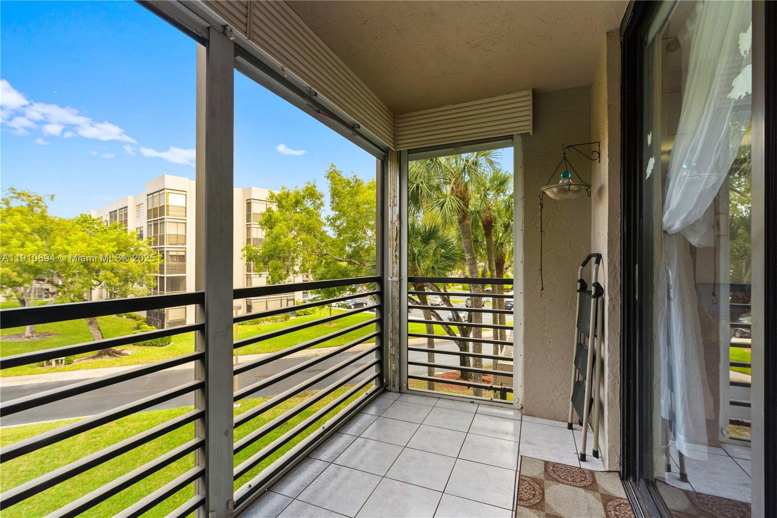 COLONY POINT 2 CONDO - Residential