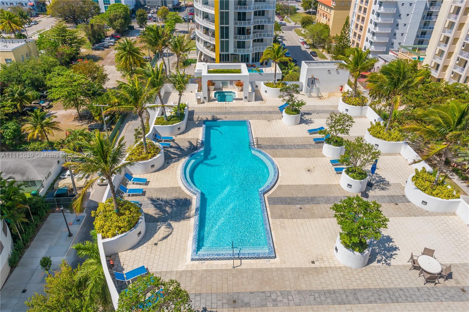 PLATINUM CONDO - Residential Lease
