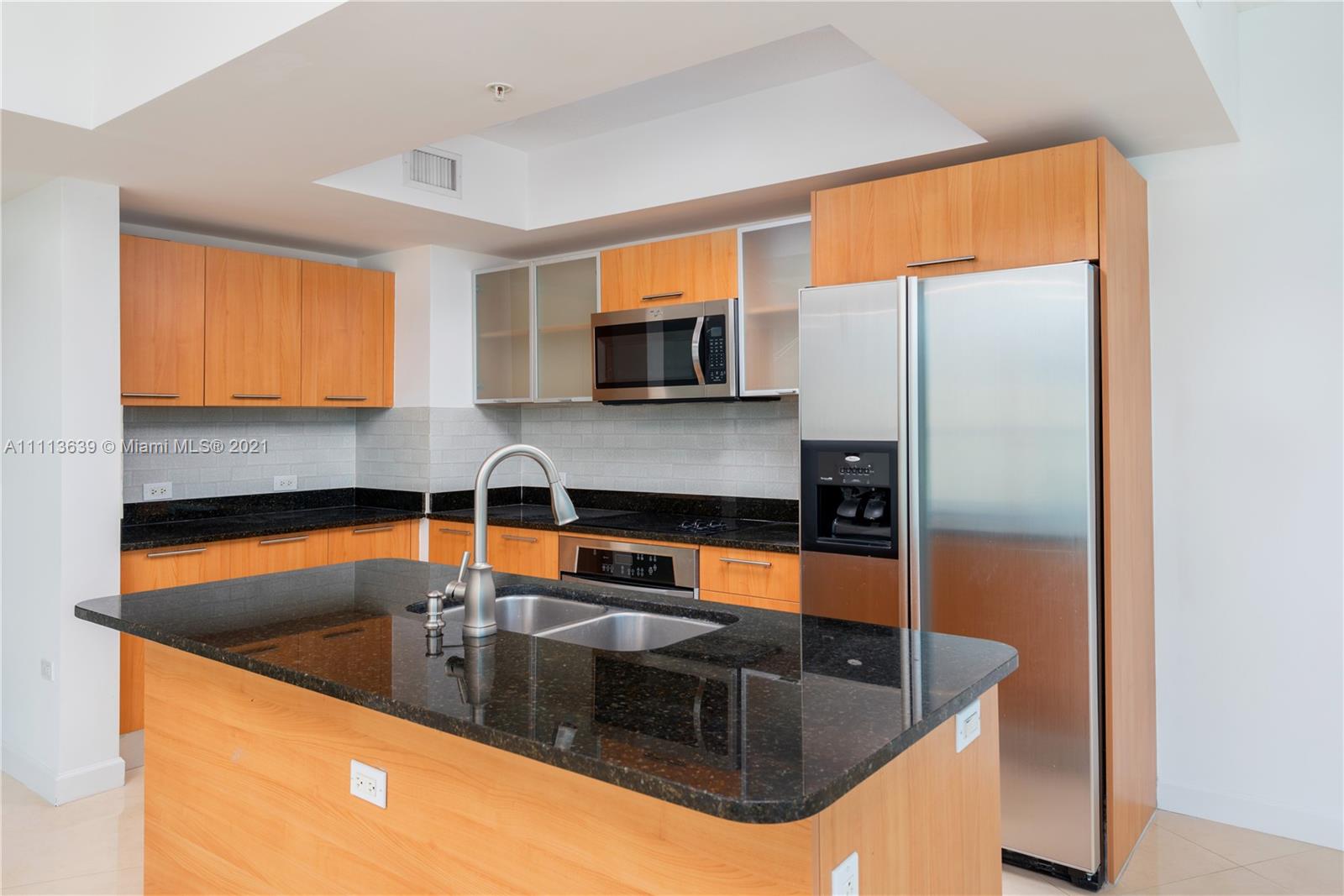 PLATINUM CONDO - Residential Lease