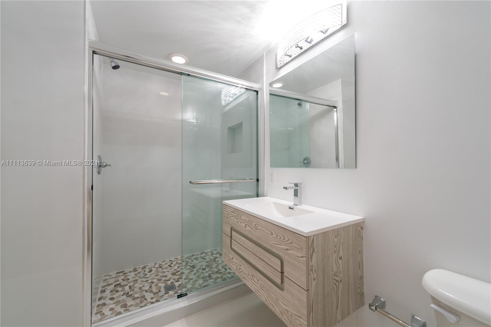 PLATINUM CONDO - Residential Lease