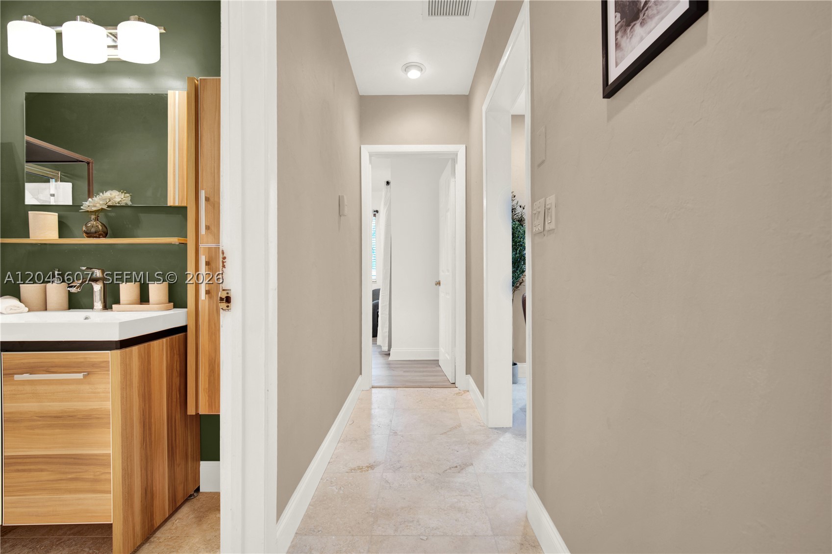 SHERWOOD FOREST - Residential