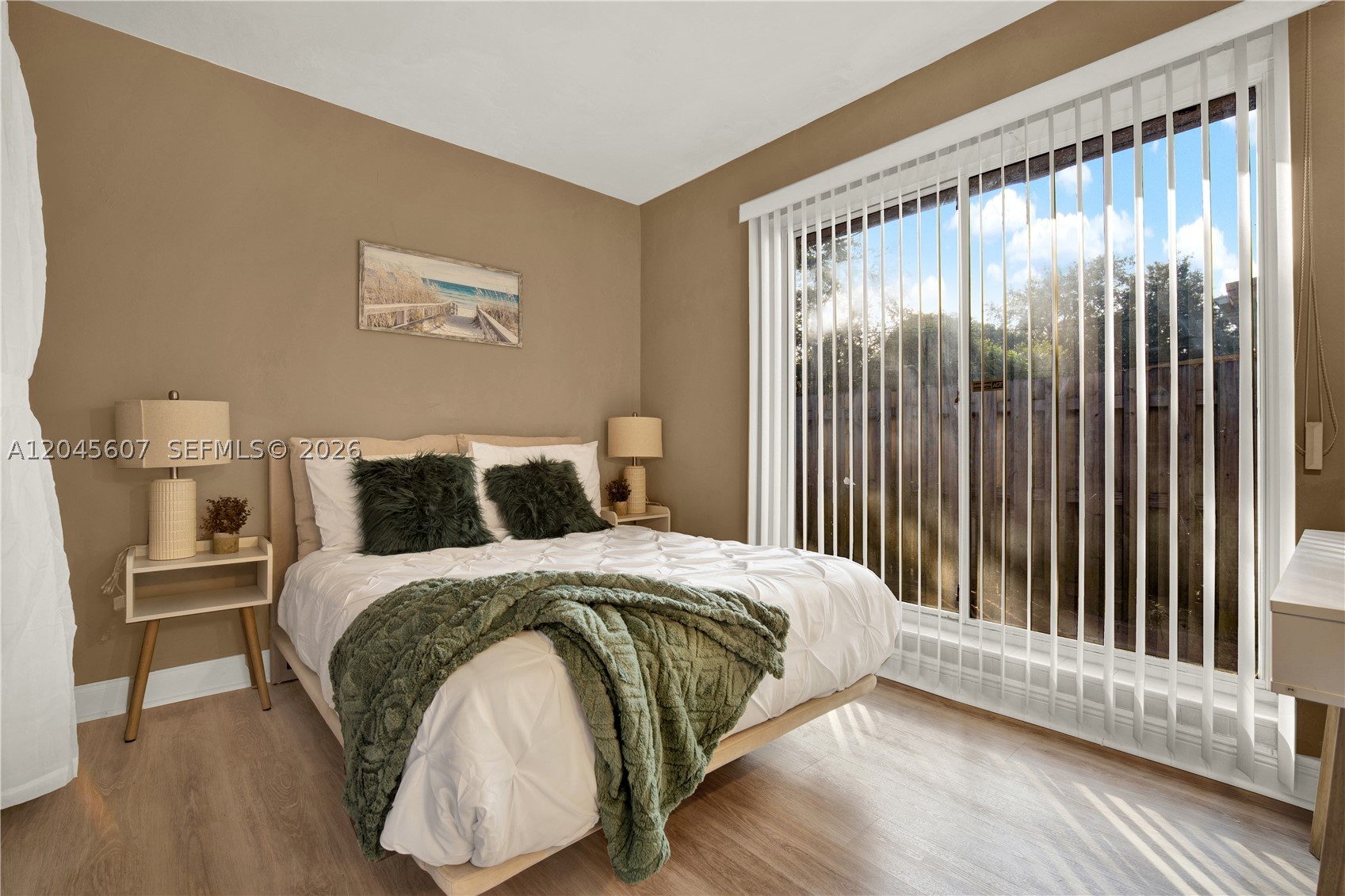 SHERWOOD FOREST - Residential