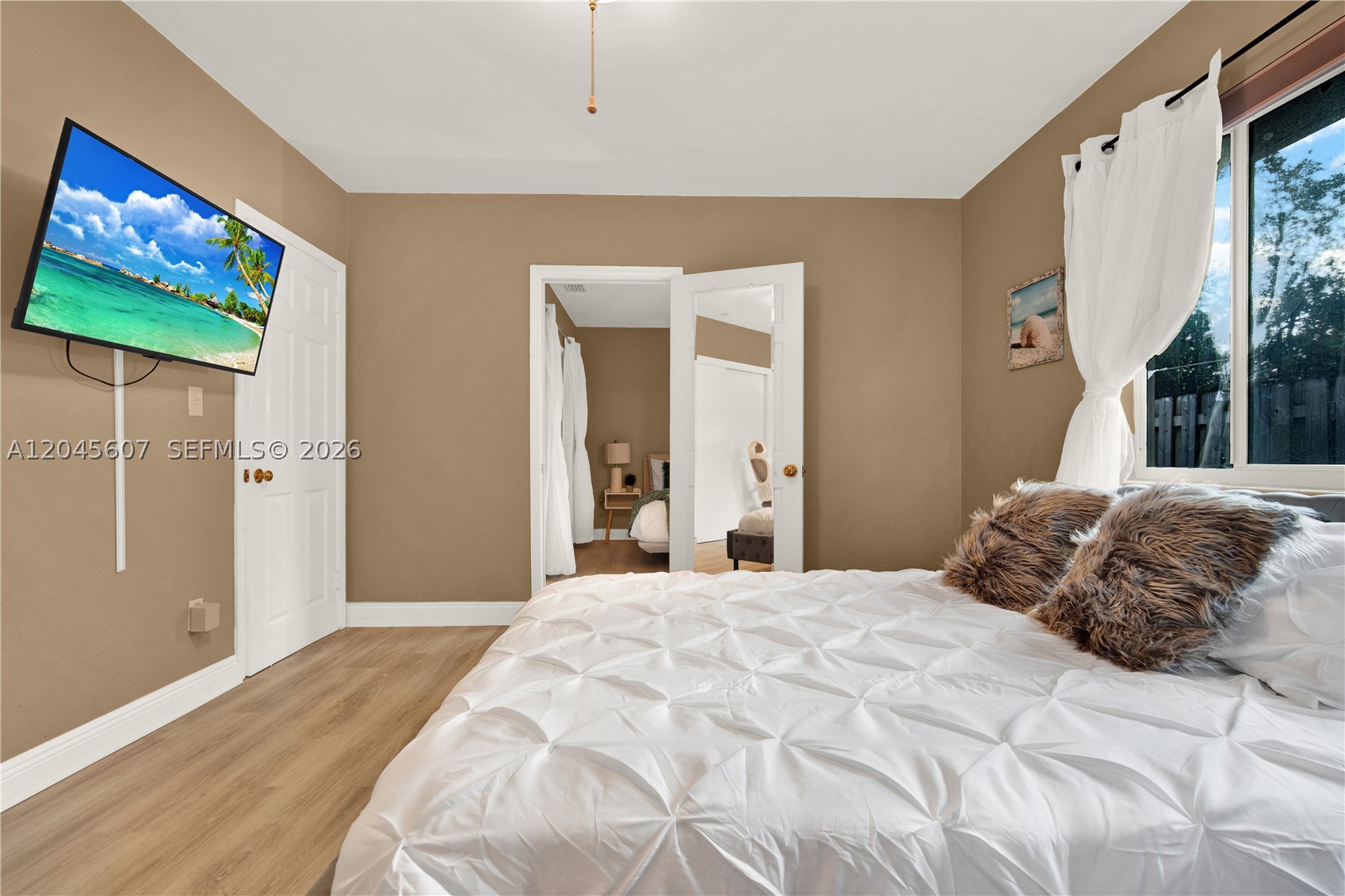 SHERWOOD FOREST - Residential