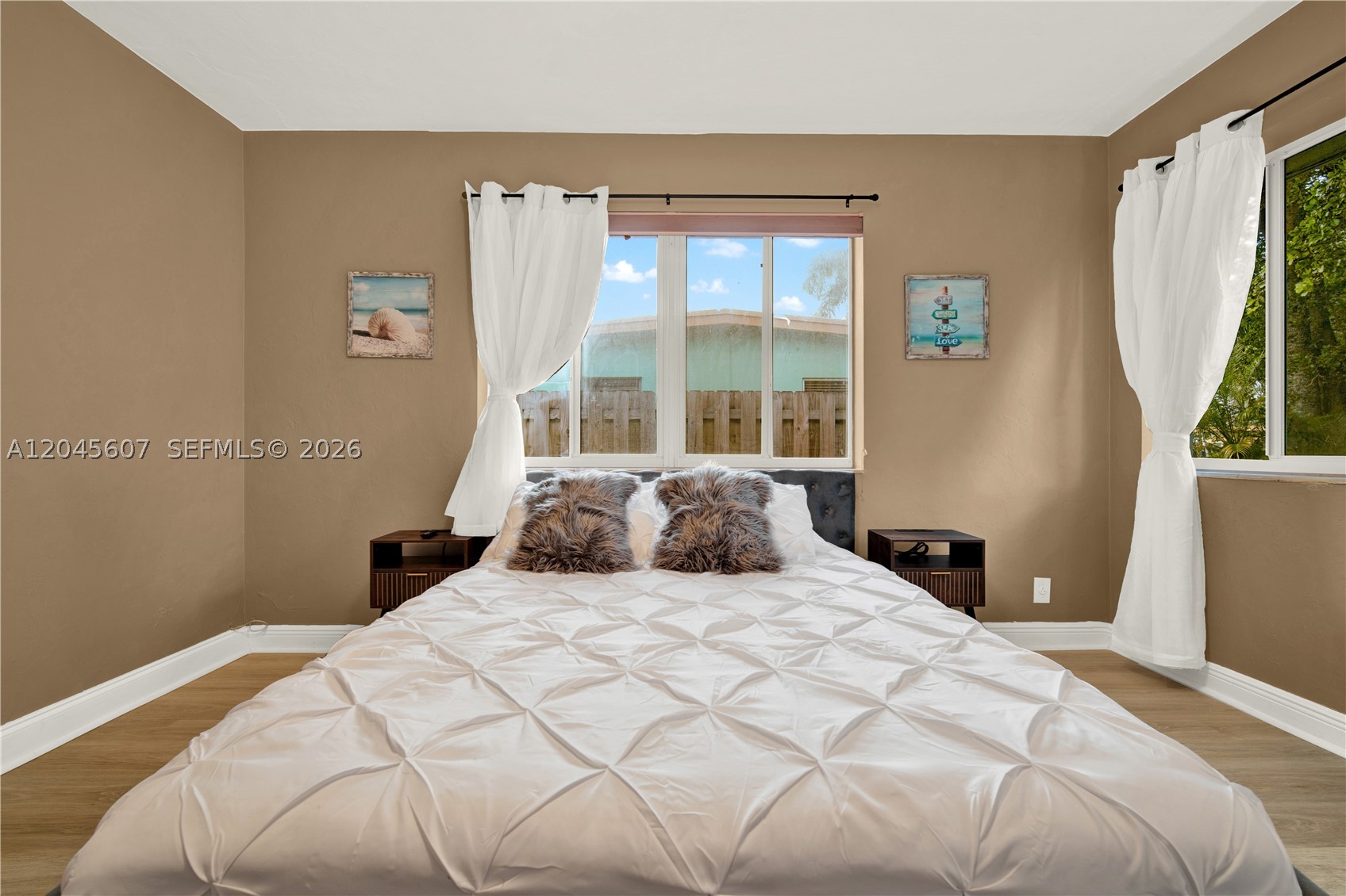 SHERWOOD FOREST - Residential