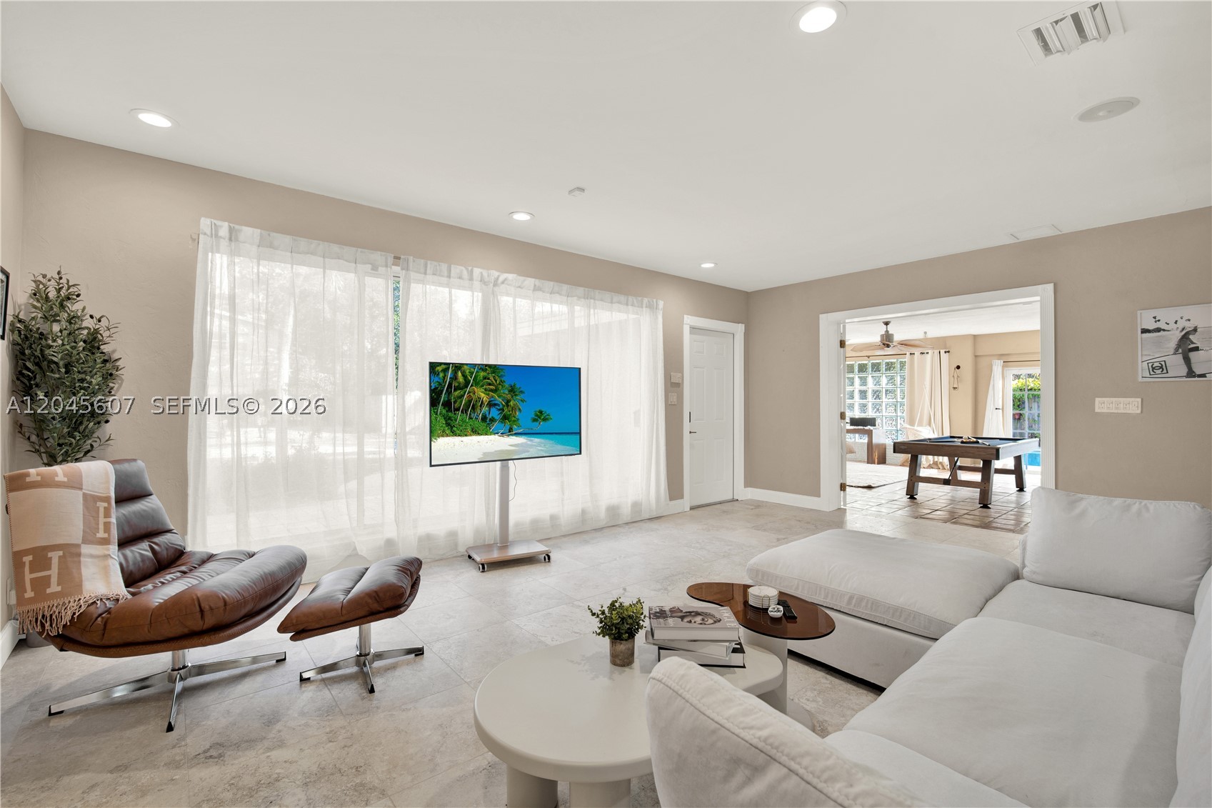 SHERWOOD FOREST - Residential