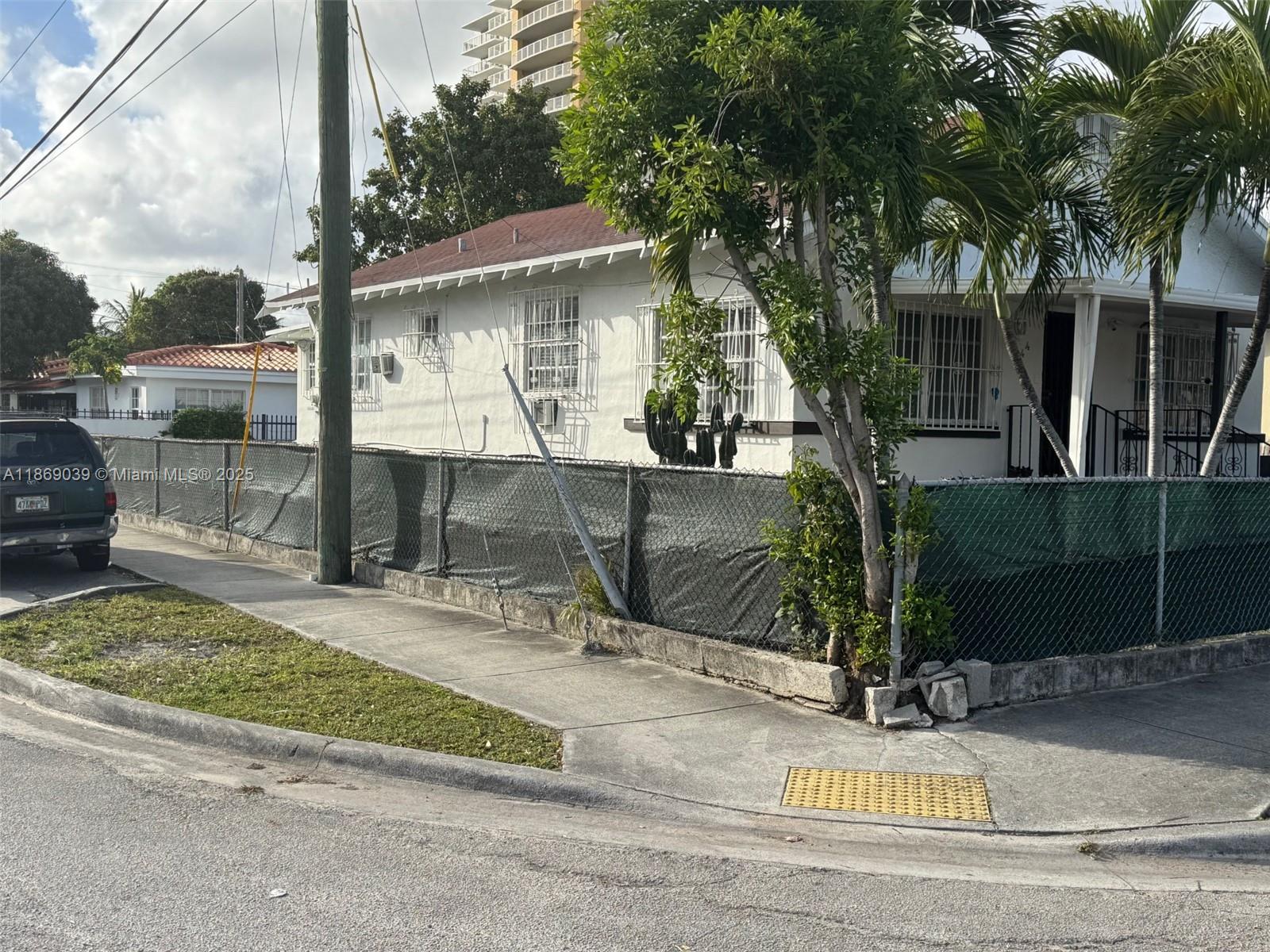 ANDRES - Residential