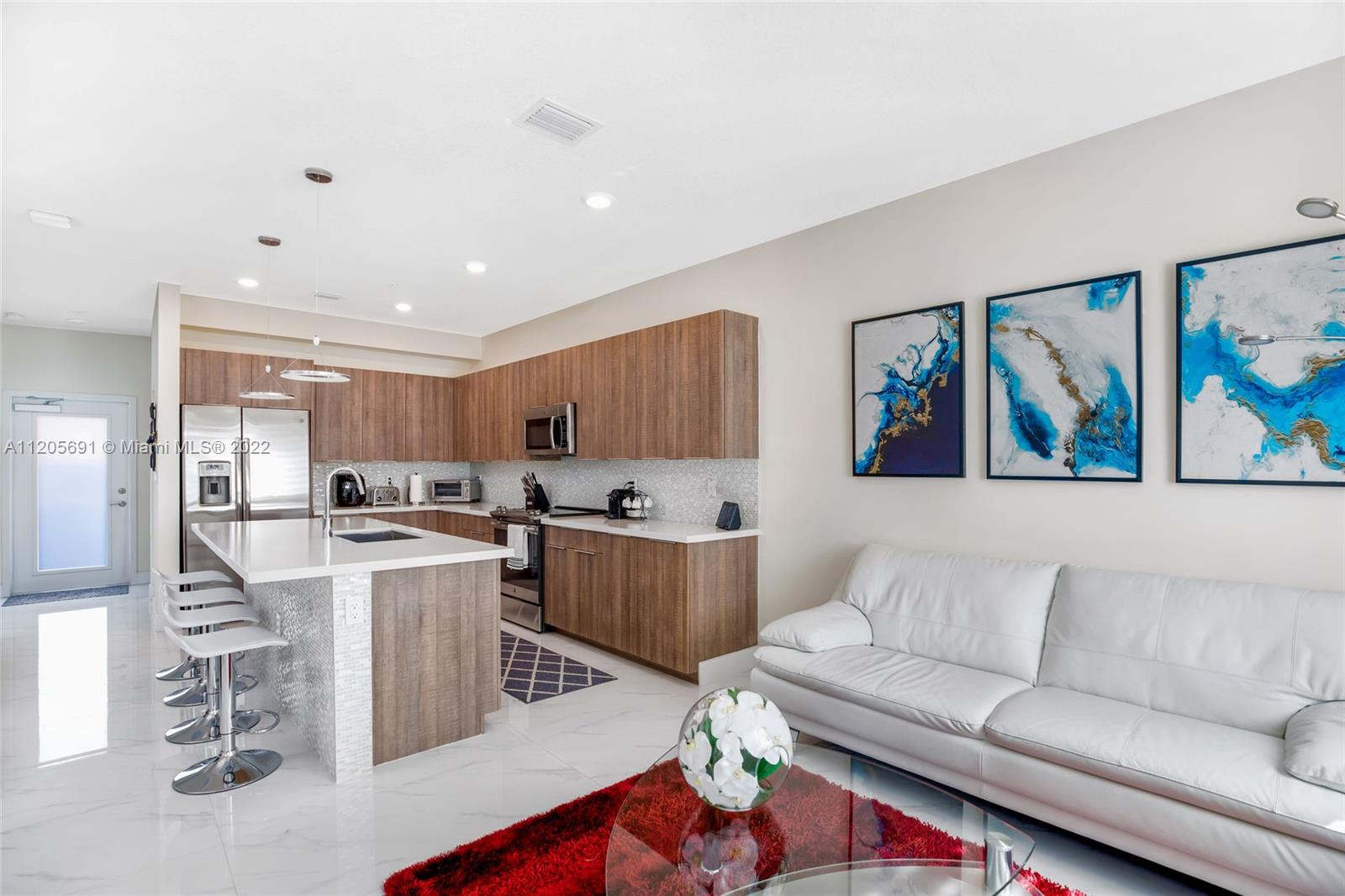 URBANA AT THE RESIDENCES - Residential