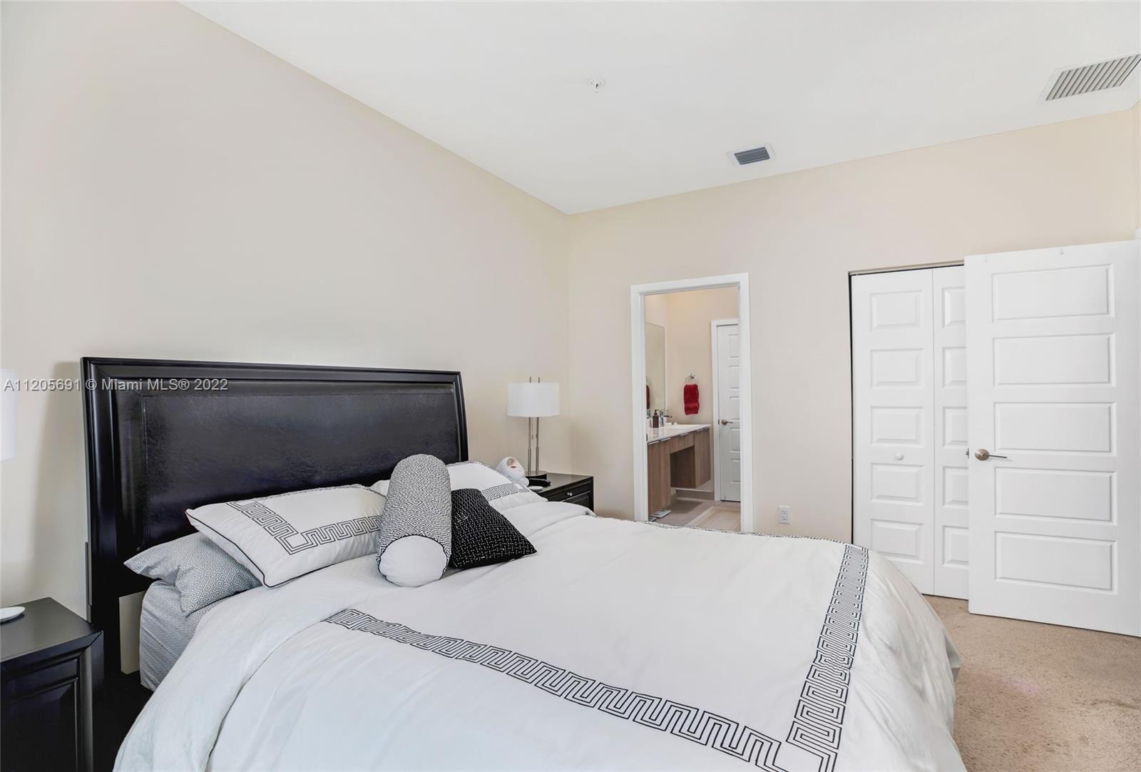 URBANA AT THE RESIDENCES - Residential