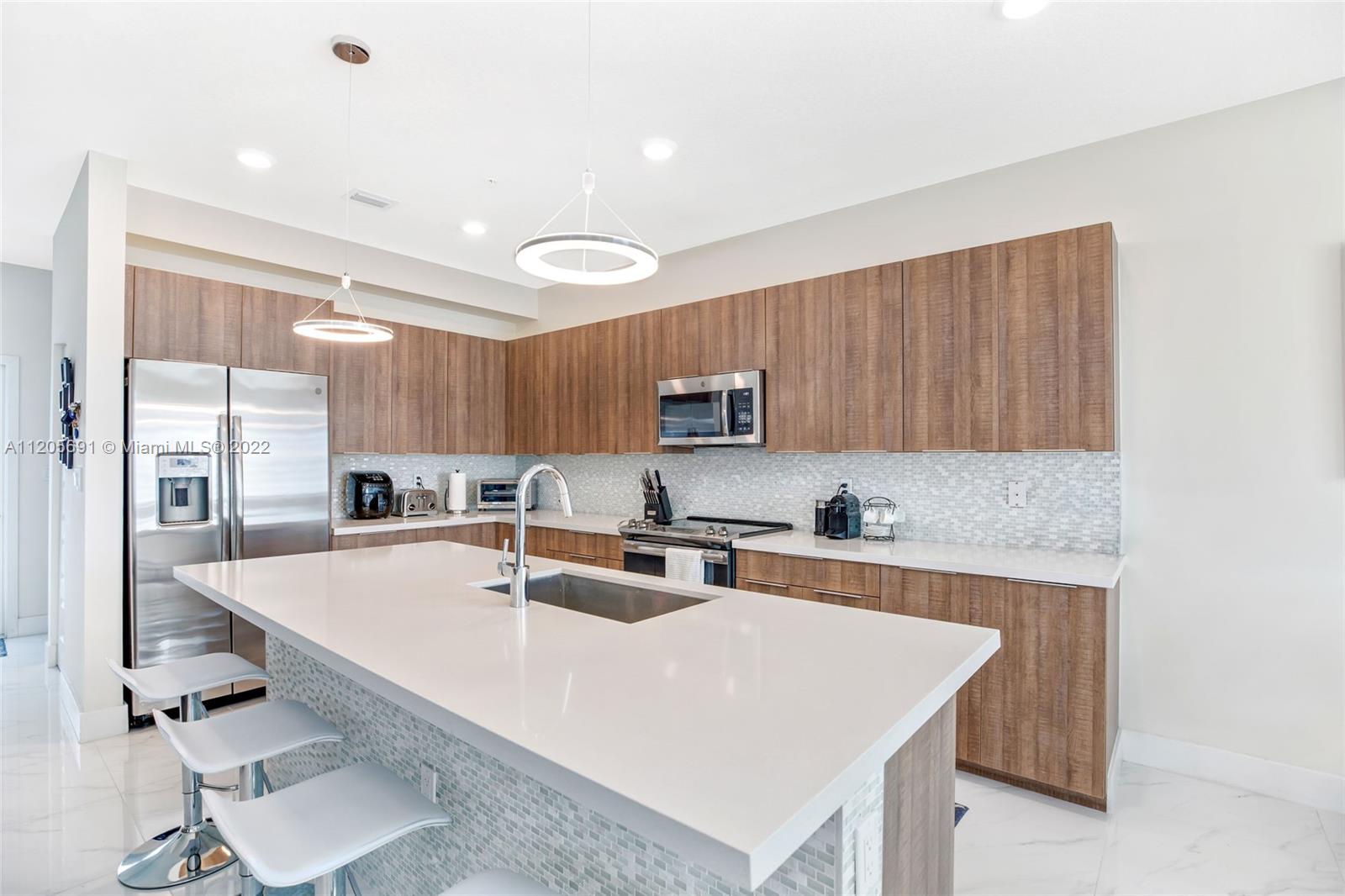 URBANA AT THE RESIDENCES - Residential
