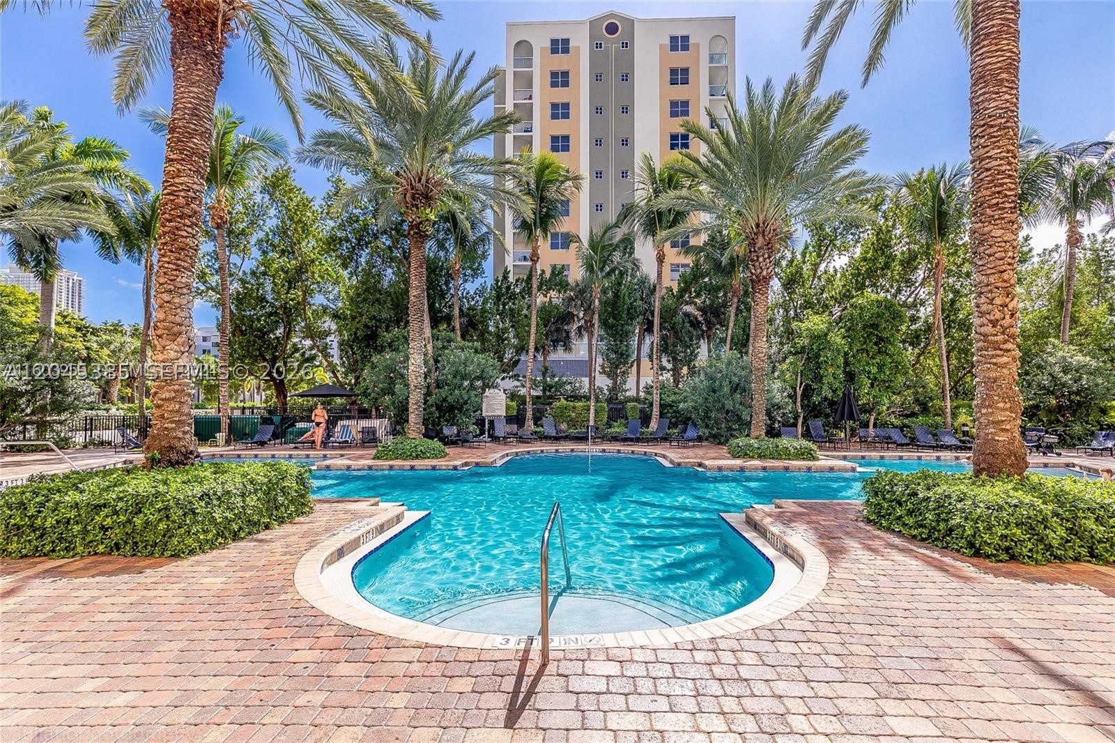 PORTO BELLAGIO CONDO - Residential Lease
