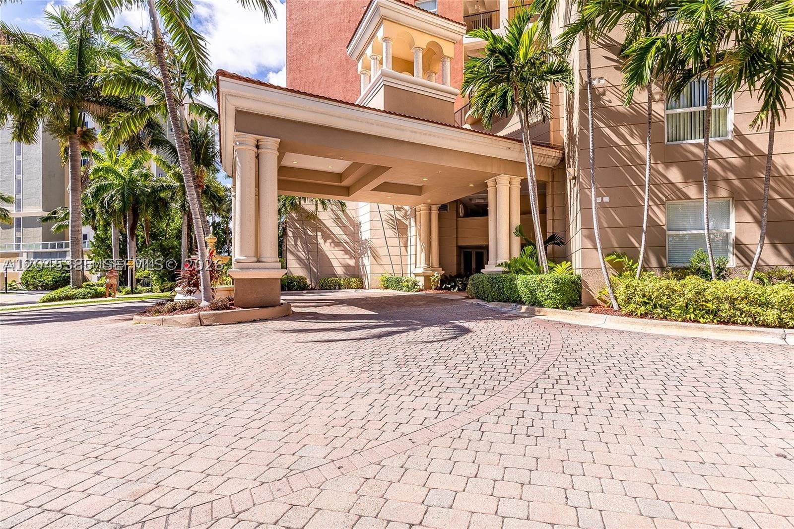PORTO BELLAGIO CONDO - Residential Lease