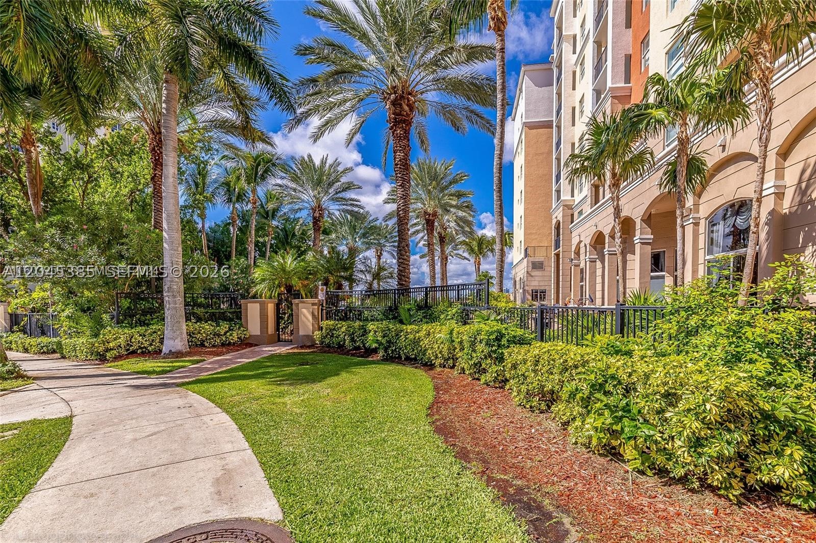 PORTO BELLAGIO CONDO - Residential Lease