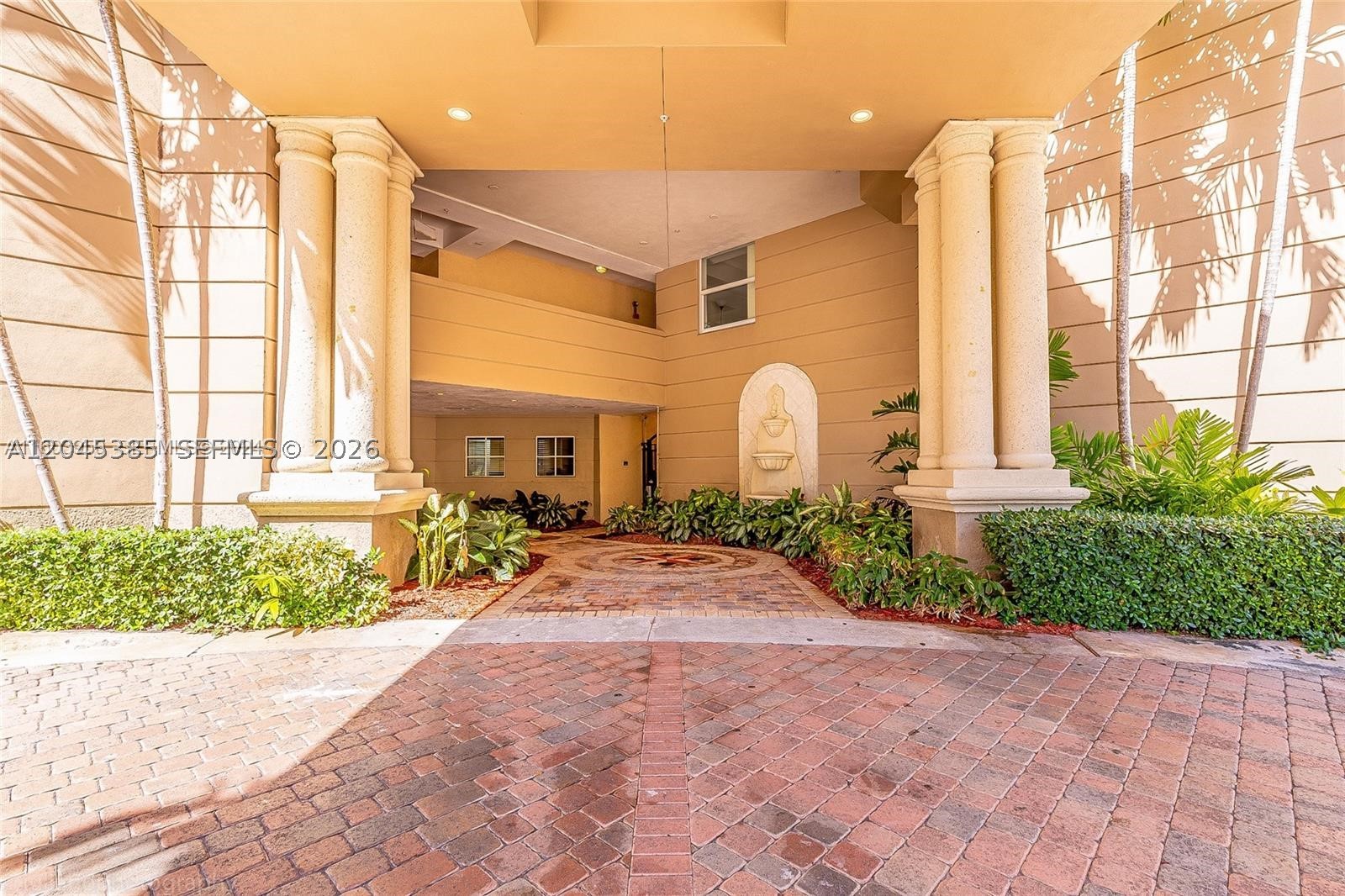 PORTO BELLAGIO CONDO - Residential Lease