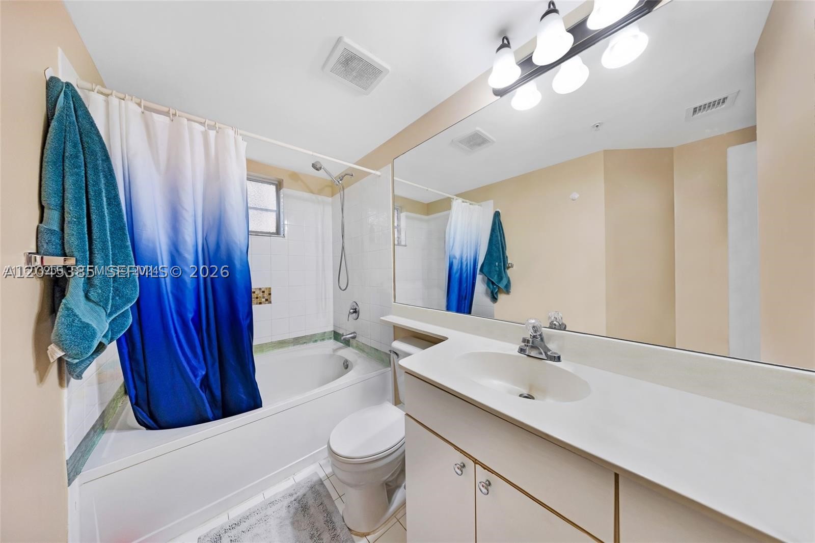 PORTO BELLAGIO CONDO - Residential Lease