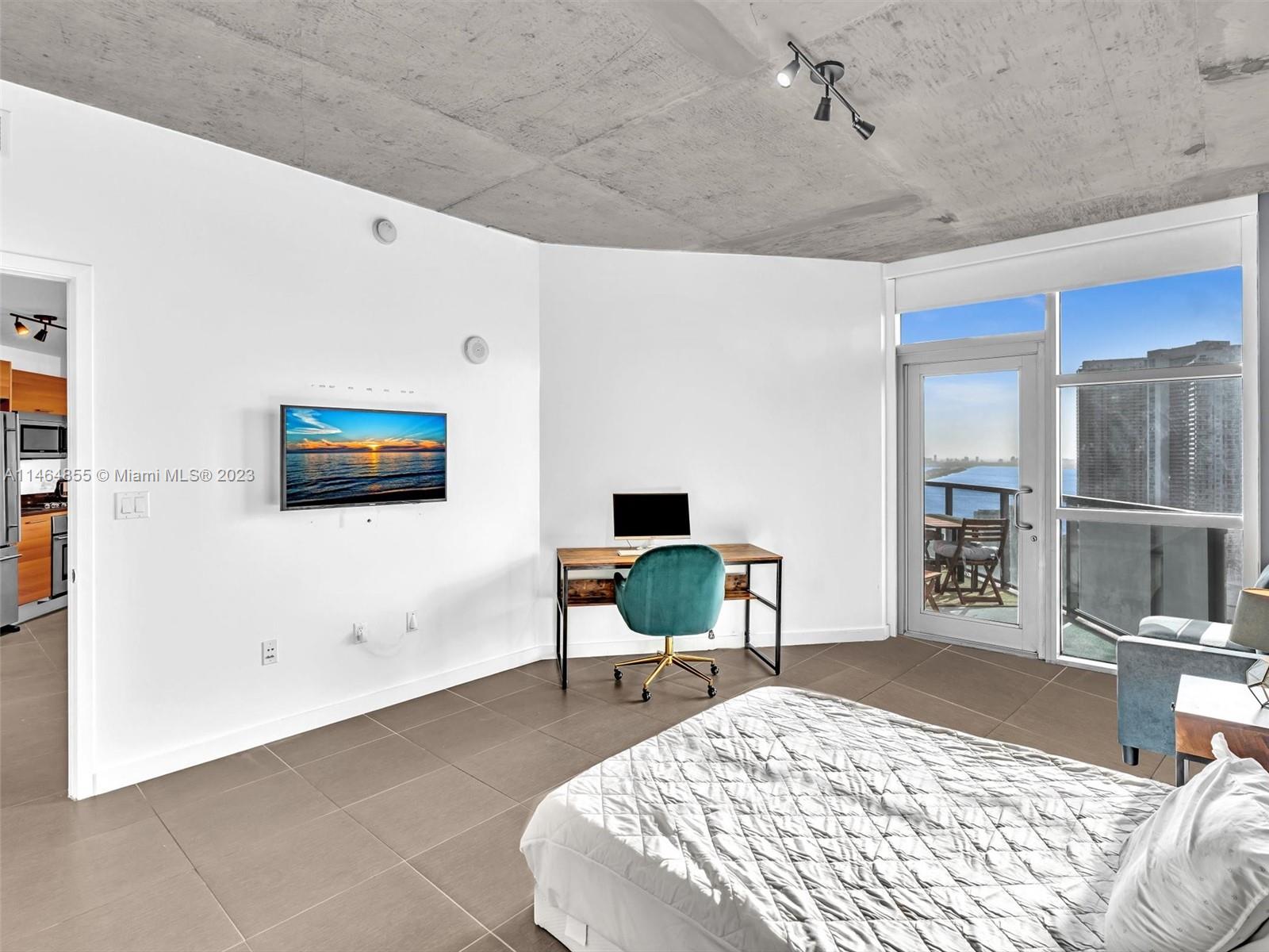 FOUR MIDTOWN MIAMI CONDO - Residential Lease