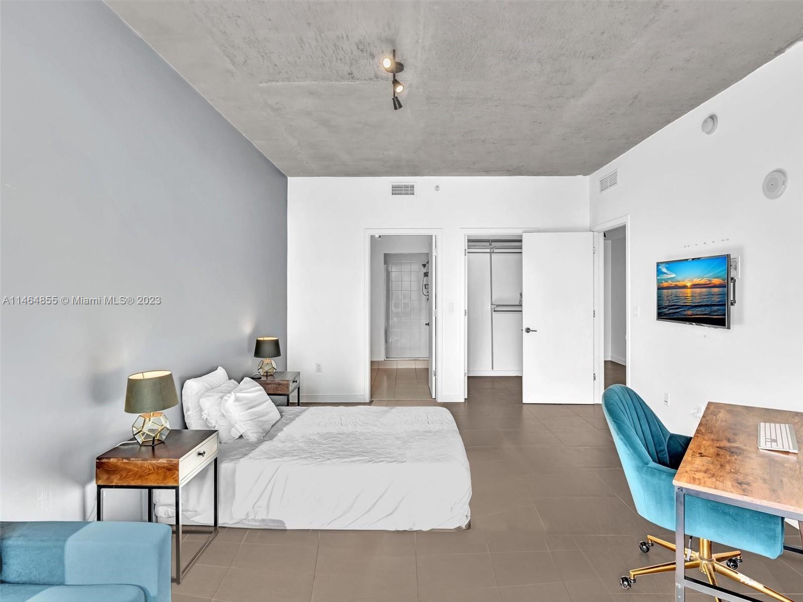 FOUR MIDTOWN MIAMI CONDO - Residential Lease