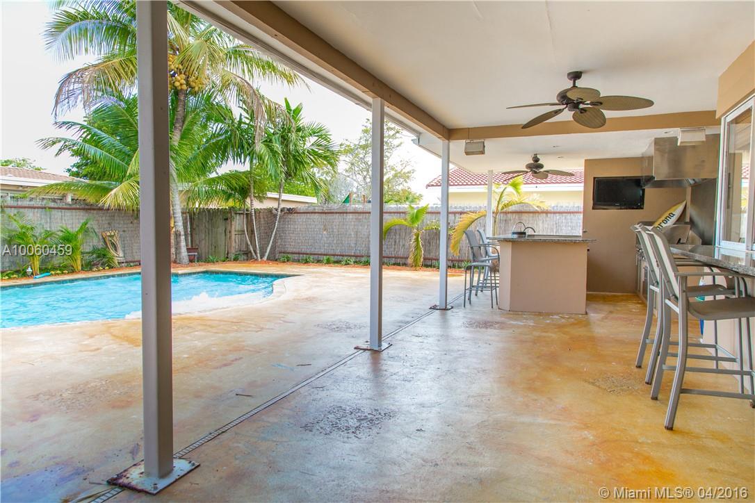 Emerald Hills 68-26 B - Residential