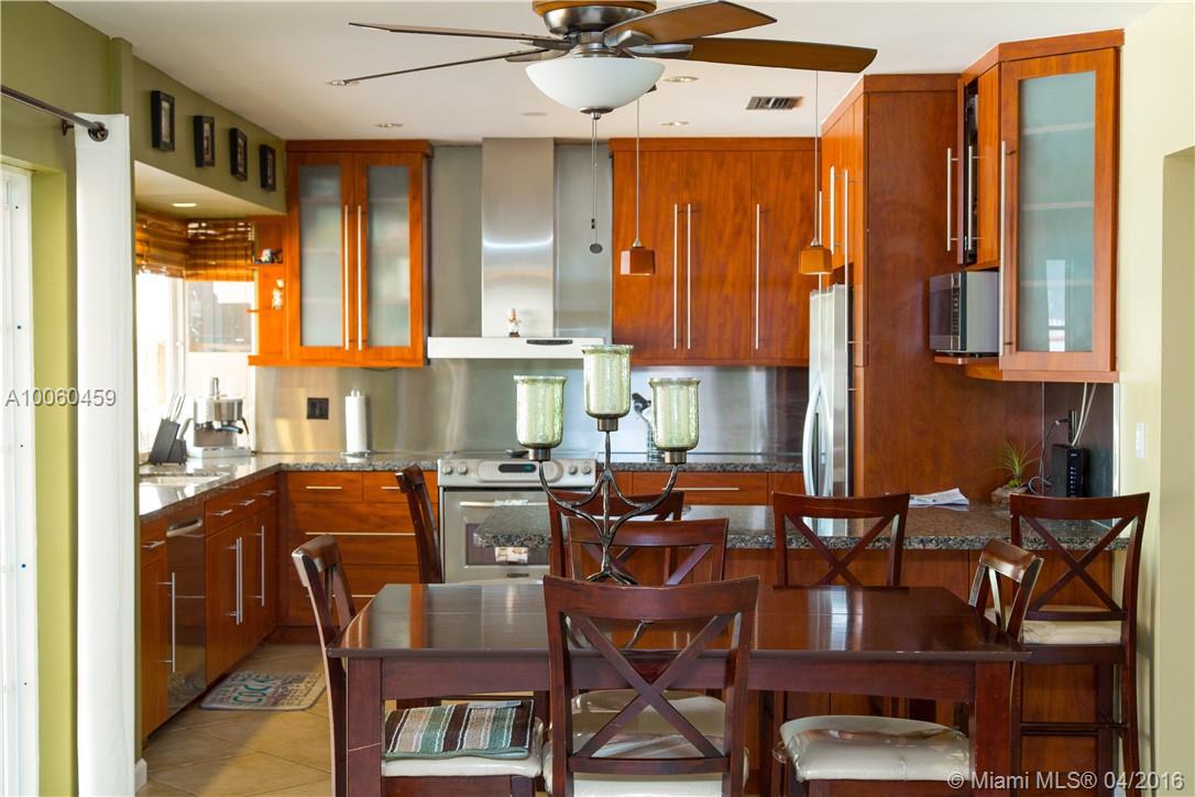 Emerald Hills 68-26 B - Residential