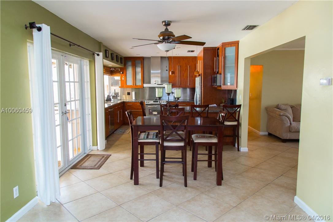 Emerald Hills 68-26 B - Residential