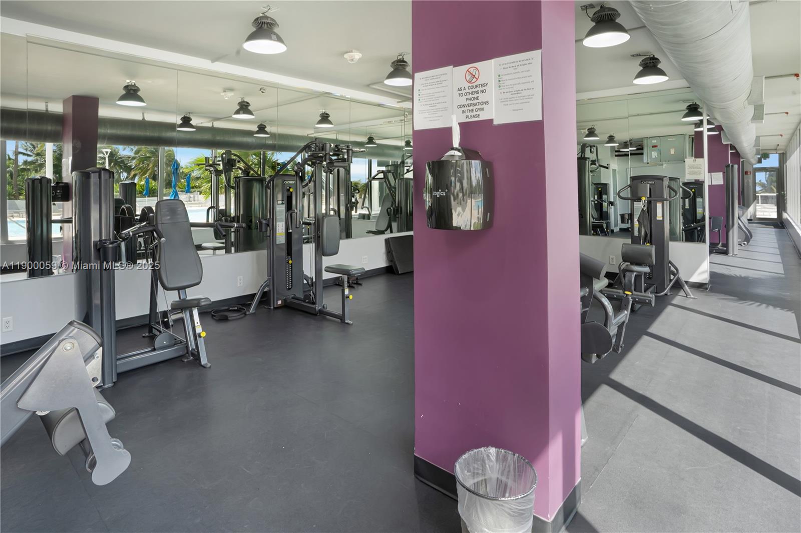 THE DECOPLAGE CONDO - Residential