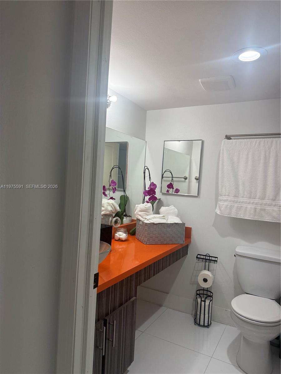 1390 OCEAN DRIVE CONDO - Residential
