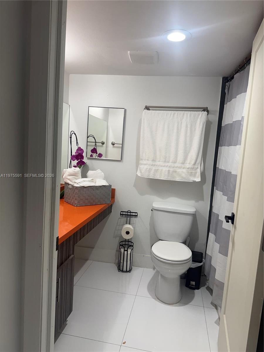 1390 OCEAN DRIVE CONDO - Residential