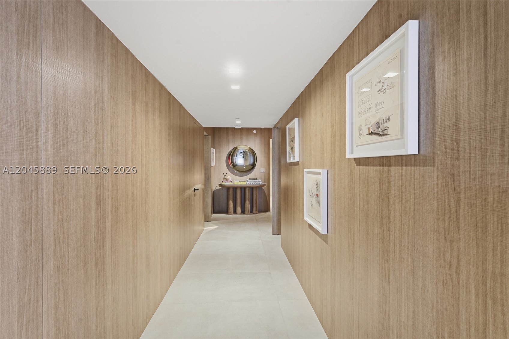 ATLANTIS ON BRICKELL COND - Residential