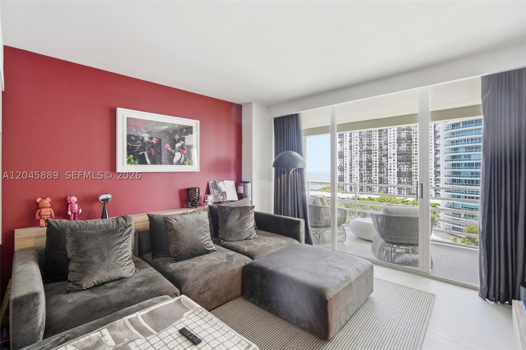 ATLANTIS ON BRICKELL COND - Residential
