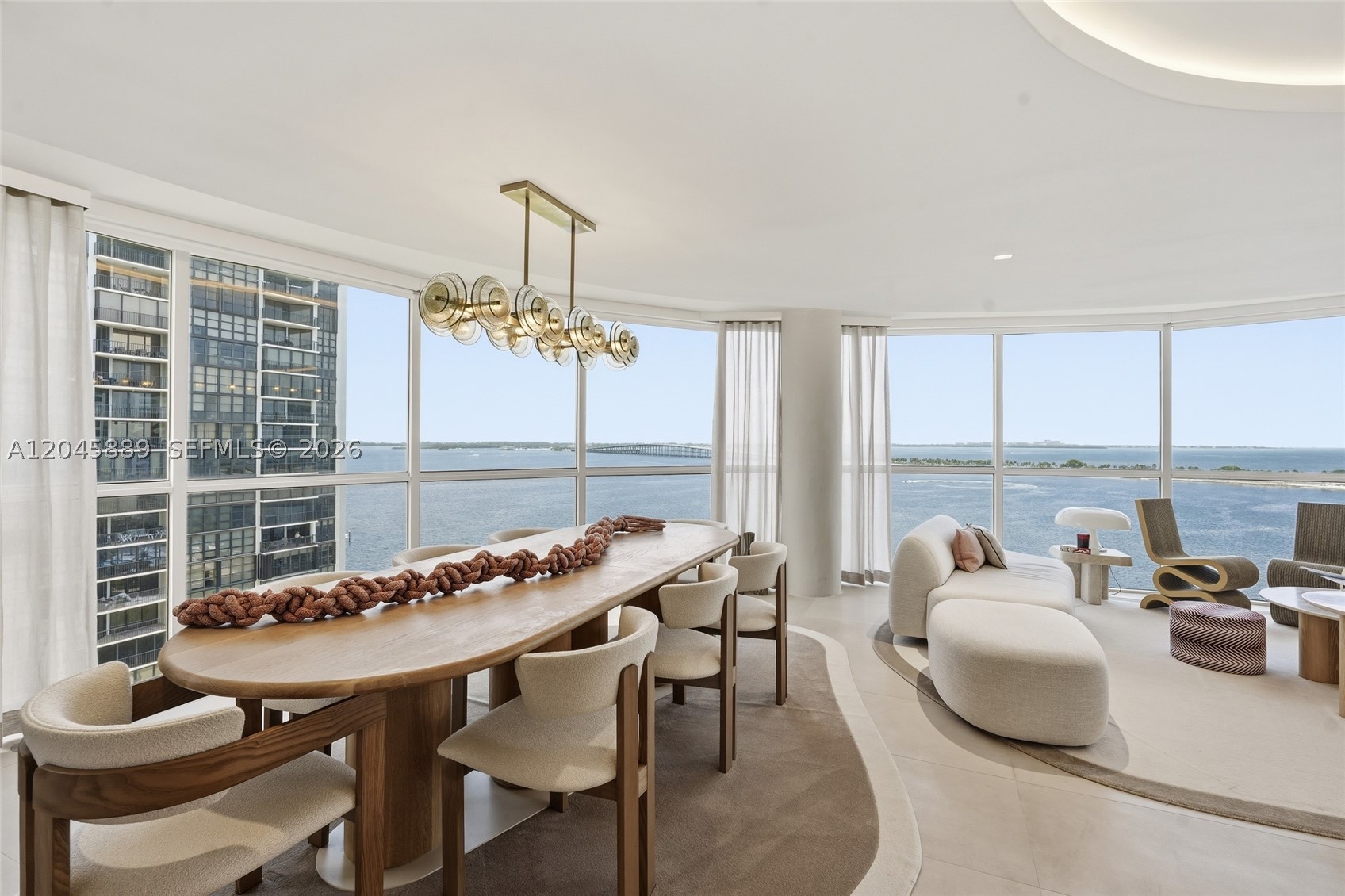 ATLANTIS ON BRICKELL COND - Residential