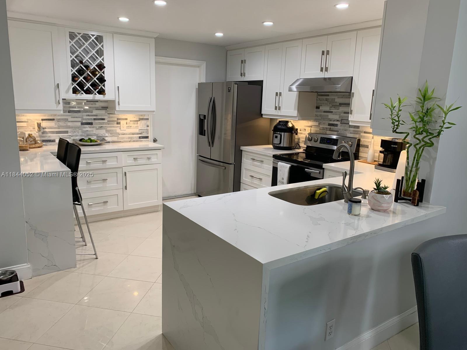 SECTORS 3 & 4 BOUNDARY PL - Residential