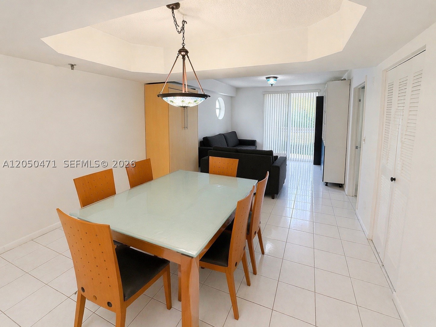 OCEAN 91 CONDO - Residential Lease