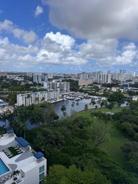 TERRAZAS RIVERPARK VILLAG - Residential Lease