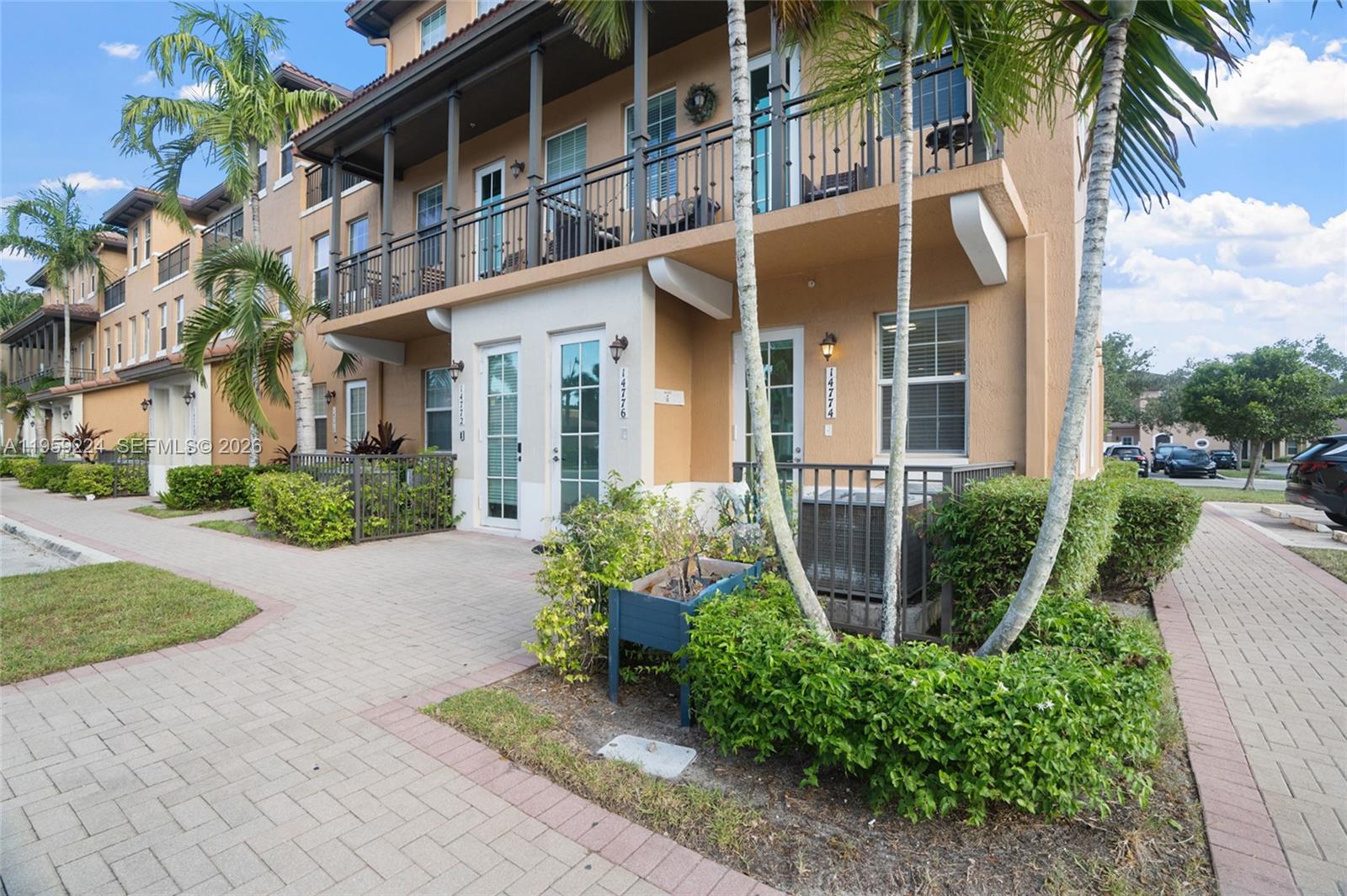 COBBLESTONE II - Residential