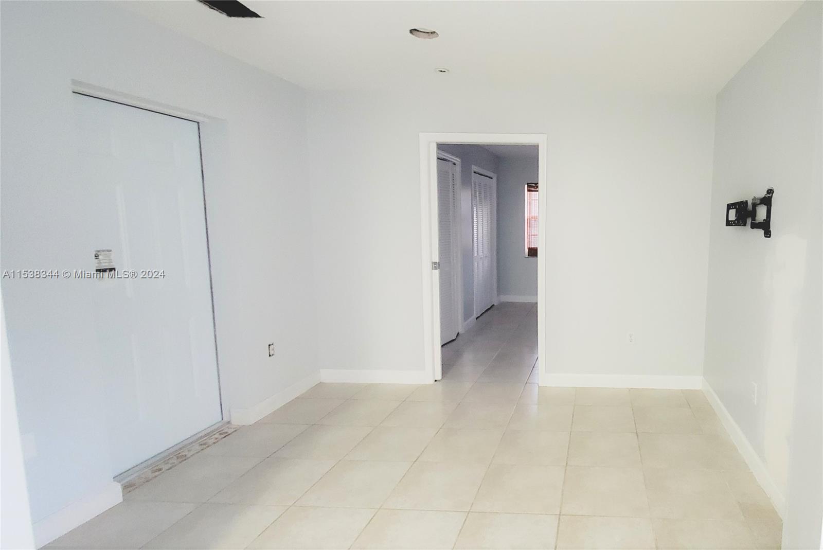 COUNTRY WALK SEC 3 - Residential Lease