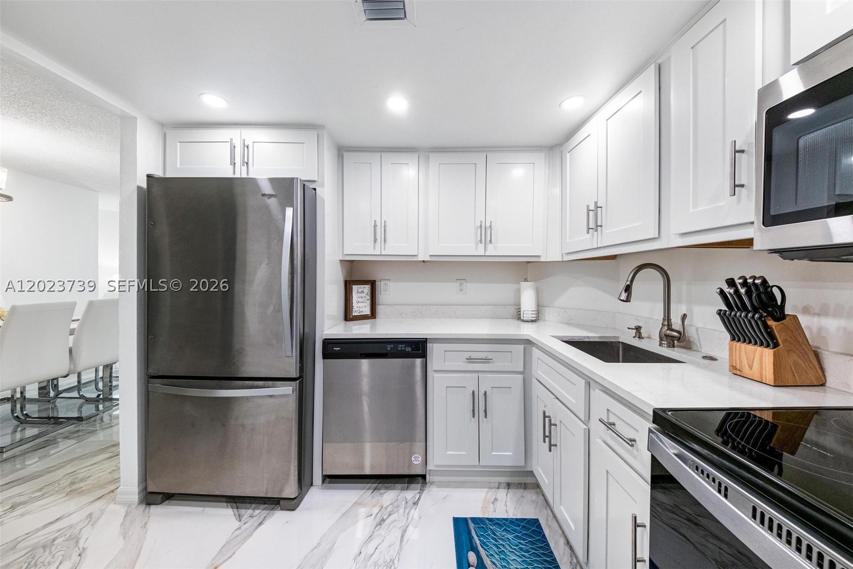 SOUTH SEAS WEST CONDO APTS - Residential