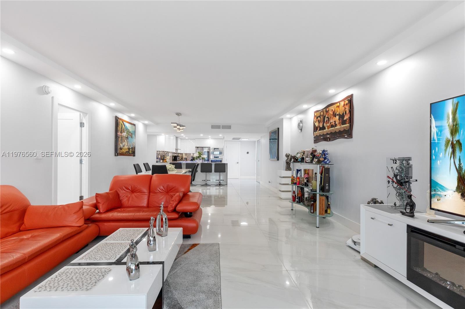 OLYMPUS CONDO PHASE - Residential