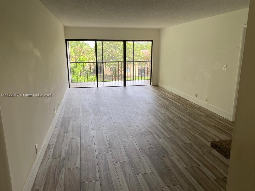 RACQUET CLUB 6 AT BONAVEN - Residential Lease