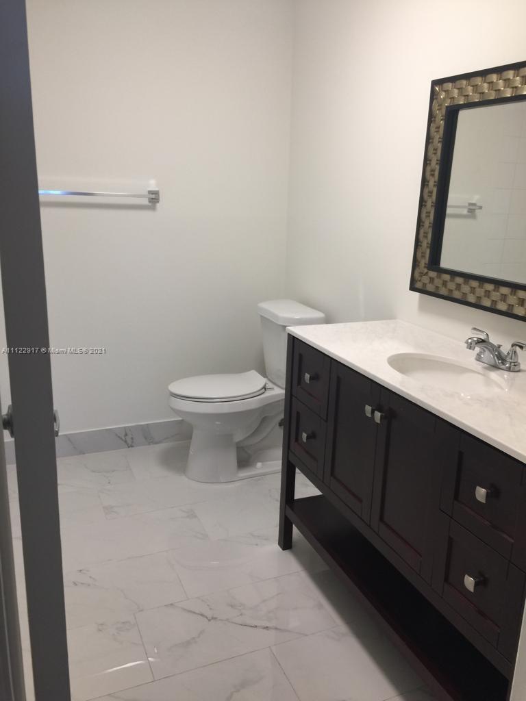 RACQUET CLUB 6 AT BONAVEN - Residential Lease