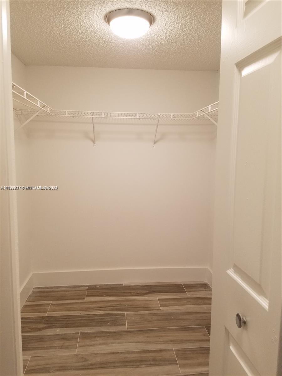 RACQUET CLUB 6 AT BONAVEN - Residential Lease
